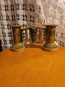 ROSEVILLE POTTERY FLORENTINE DOUBLE BUD GATE VASE - Picture 1 of 9