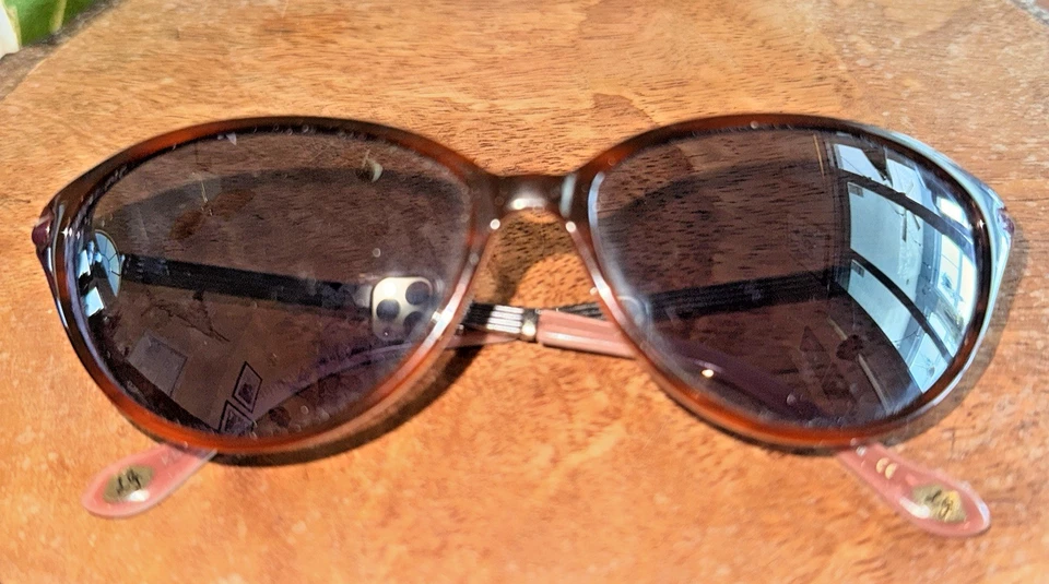 Gafas de sol Lulu Guiness semi ojo de gato monturas de tortuga diseñador verano preppy Foto 1 de 4