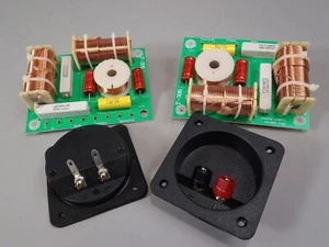 Crossover de 3 vías 2 cada una de alta potencia 1000 W RMS 8 ohmios 12 dB y tazas terminales cuadradas - Imagen 1 de 8