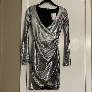 NWT B Darlin Womens Junior Sz 1/2 Silver Sequin Long Sleeve Cocktail Dress - Picture 1 of 4