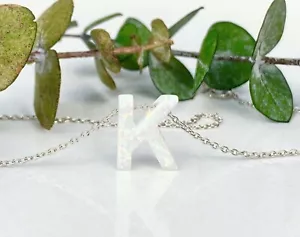 Opal Initial Brief Halskette, weiße Opal Halskette für Frauen Mädchen, Valentinstag - Bild 1 von 10