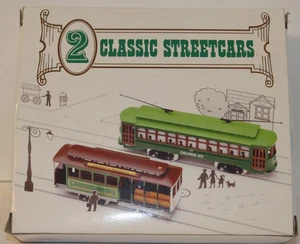 2 HO Scale Classic Streetcars in OVP, Desire St & Poweell & Mason St. - Bild 1 von 7