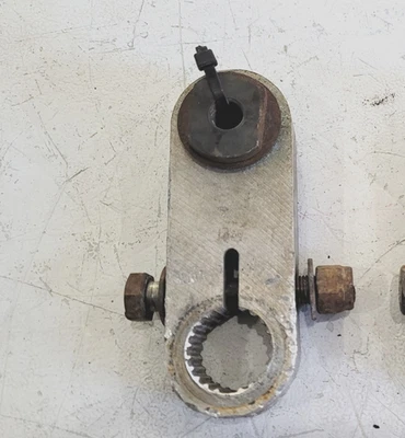 Polaris Pro X 440 600 700 800 2001 2002 2003 brazo de par trasero montaje de suspensión Foto 1 de 4