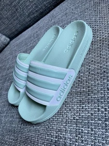 Adidas Badelatschen Schlappen Adiletten Gr. 36 Grün - Bild 1 von 2