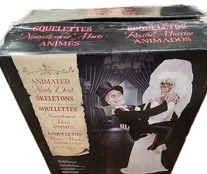 Halloween Big 6 Ft Animated Newly Dead Skeletons Married Bride Groom - Picture 1 of 4