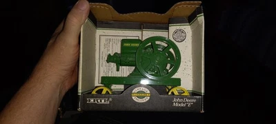 John Deere Collectible Model E Tractor  In Original Packaging See Pictures - Image 1 of 2