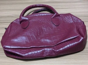 Red Faux Crocodile Purse - Picture 1 of 4