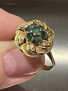 14CT YELLOW GOLD ART DECO EMERALD AND DIAMONDS vintage UNUSUAL CLUSTER RING - Picture 1 of 12