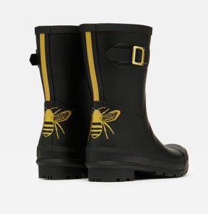 bee wellies
