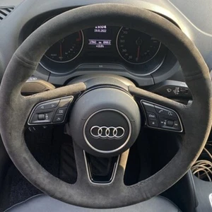 Cubierta personalizada para volante de coche gamuza para Audi A3 (8V) A4 A5 (F5) A1 (8X) Q2 - Imagen 1 de 6