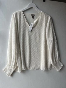 Chico’s 4 Swiss Dot V-Neck Size XXL Long Sleeve Shirred Cuff NWT - Picture 1 of 8