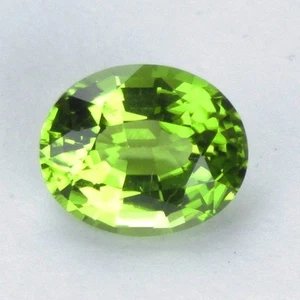 1.92Cts Genuine Natural Green Peridot 8.3x6.9x4.6mm Oval Shape Loose Gemstone - Picture 1 of 4