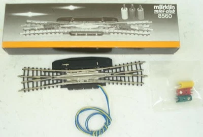 Marklin 8560 Z Scale 4-7/16" 13° Double Slip Switch - Image 1 of 3