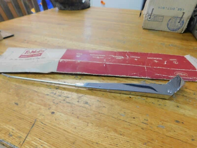 NOS 1961 1962 FORD GALAXIE SUNLINER STARLINER CTY SQUIRE WINDSHIELD WIPER ARM LH - Image 1 of 4