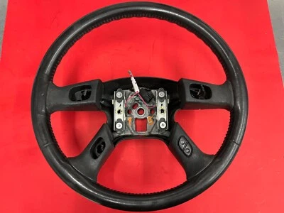 Volante GM SILVERADO SIERRA TAHOE 2003-2006 CON FUNCIONES DE CRUCERO Y RADIO Foto 1 de 4