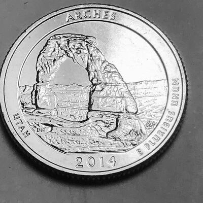 2014 S Washington quarter ATB Utah Arches Ntl Pk unc from mint roll - Image 1 of 4