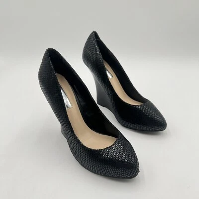 Zapatos H By Halston para mujer brillantes piel de serpiente tacones negros talla 6B Foto 1 de 4