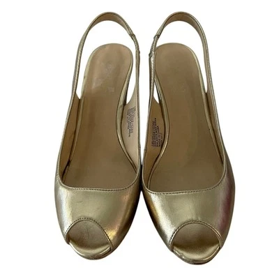Nine West Womens 7M Heels Wedge Sandals Gold Metallic Slingback Cruise Wear - Image 1 of 4
