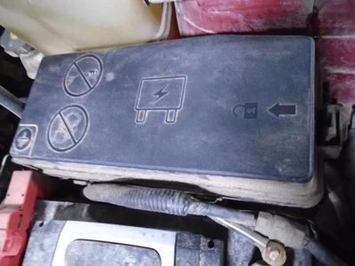 Fuse Box Engine Without Fog Lamps Fits 12-15 CAPTIVA SPORT 1364125 - Image 1 of 4