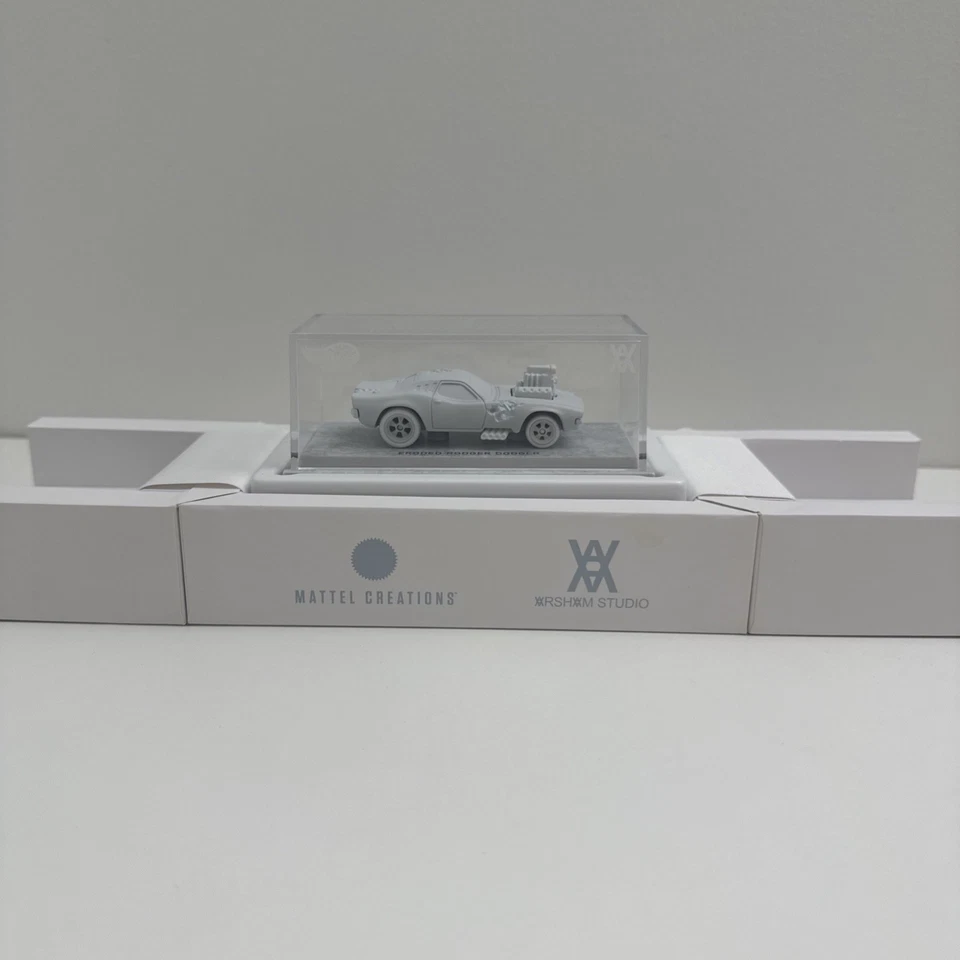 Hot Wheels x Daniel Arsham Eroded Rodger Dodger Foto 1 de 4