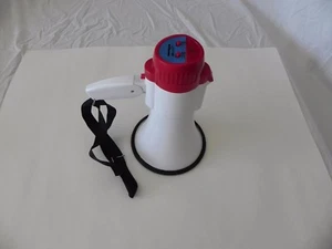 CLEAR SOUND PORTABLE HANDY MEGAPHONE 10 WATTS NEW IN BOX WITH STRAP - Picture 1 of 5