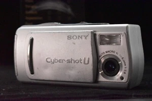 [1 Yr Warranty] Sony Cyber-Shot DSC-U20 Silver Compact Digital Camera Japan 6397 - Picture 1 of 16