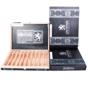 Lote de 3 cajas de cigarros de madera Liga Privada Toro Aniversario 11,5" x 8,25" x 1,25" - Imagen 1 de 9