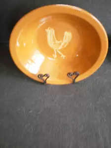 Vintage JUGTOWN WARE Pottery Lg 10 '' Bowl Chicken Folk Art - Picture 1 of 7