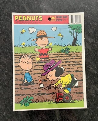 NUEVO Rompecabezas Bandeja Marco Cacahuetes 1965 De Colección Lucy Charlie Brown Linus Enmarcado Foto 1 de 4