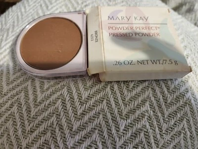 Mary Kay Powder Perfect Pressed Powder Bronze # 6253 D Shape - Brand New - Image 1 of 3