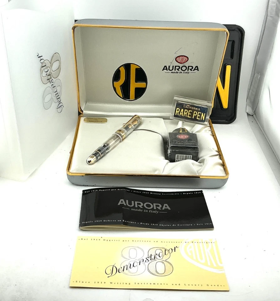 Pluma Estilográfica AURORA 88 DEMOSTRATOR LE 888 Borde Dorado 18K Med Nueva en Caja Año 2001 NUEVA Foto 1 de 4