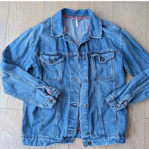 Free People klassische blaue Jeansjacke abgenutzt Knopfleiste Trucker-Stil S - Bild 1 von 6