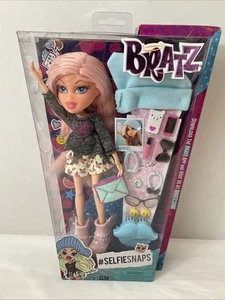 Bratz #SelfieSnaps CLOE bambola con accessori MGA 2015 - NUOVA IN SCATOLA - Foto 1 di 7