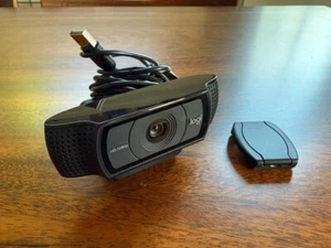 Logitech C920e HD 1080p Webcam with Adjustable Monitor Mount & Privacy Shutter - Photo 1/1