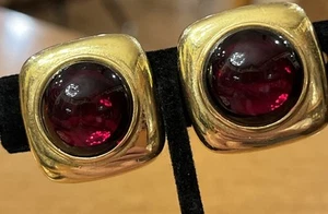 Vintage Monet rotes Glas Gripoix Cabochon goldfarbene Ohrclips funkelnd - Bild 1 von 24