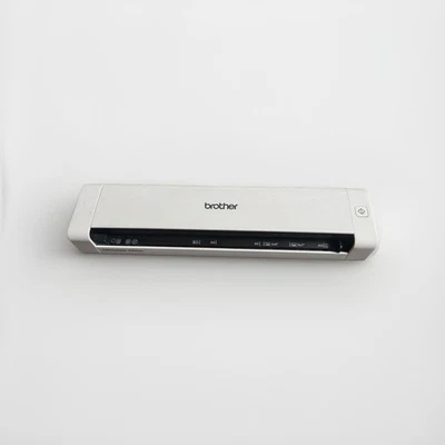 Brother DS-940DW A4 Lightweight, compact portable document scanner - Image 1 of 4