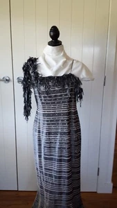 Italian designer black& grey fully lined 1990's maxi dress with fishtail Size 48 - Picture 1 of 11