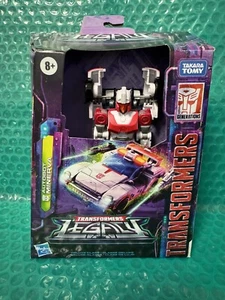 Transformers Legacy Deluxe  Autobot MINERVA  - Brand New - Free P&P - Picture 1 of 7