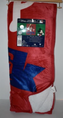 Cobertor Sherpa de Pelúcia Disney MLB Philadelphia Phillies Mickey Mouse 60" X 70" - Imagem 1 de 3