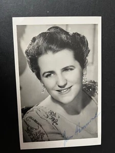 JOAN HAMMOND - AUSTRALIAN OPERA SINGER & GOLFER - RARE SIGNED VINTAGE PHOTO - Picture 1 of 1