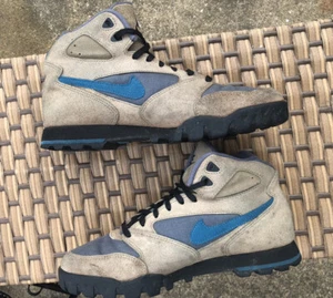 Stivali da trekking vintage anni 90 donna Nike ACG Caldera marrone ciano taglia US 10 - Foto 1 di 6