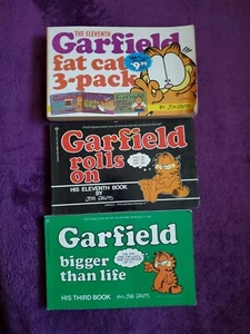 Lot of Garfield Books (3) Garfield Rolls On, Bigger Than Life, Hams It Up, etc - Picture 1 of 12