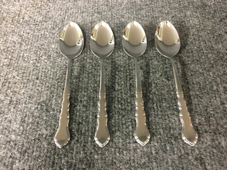 4 International Silver Lyon Americana Stainless Flatware 6 1/8" Teaspoons - Image 1 of 1