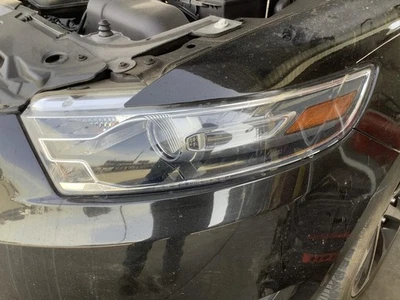 Used Left Headlight Assembly fits: 2015 Ford Taurus Limited halogen L. Left Grad Foto 1 de 4