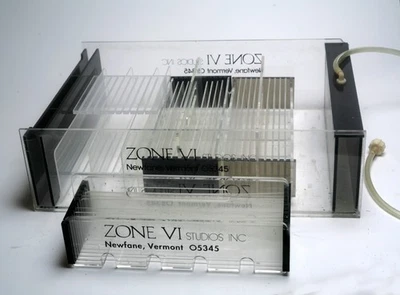 Impressão de arquivo Zone VI Studios e lavadora de filmes 4x5, com várias bandejas de arruela - Imagem 1 de 4