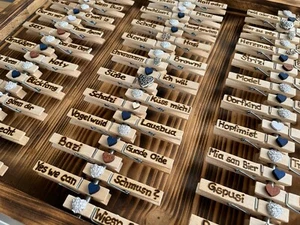 40x PREMIUM Wiesn Glupperl Tracht Schmuck Oktoberfest Wäscheklammer Hochzeit - Bild 1 von 2