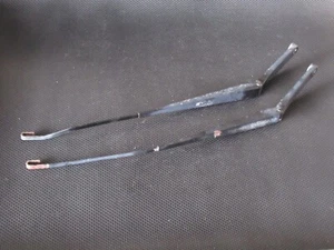 LDV MAXUS (04-09) PAIR 2x FRONT WIPER ARMS - Picture 1 of 1