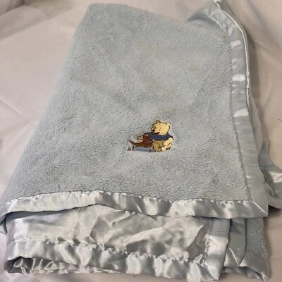 Disney Usado en Excelente Condición Winnie The Pooh & Roo Azul Satinado Respaldo Polar Seguridad Manta Bebé Foto 1 de 4