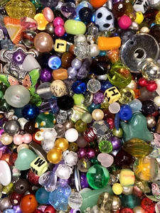 Pack of Random Mixed Assorted Beads, 90g for Jewellery Making DIY Costume - Picture 1 of 1