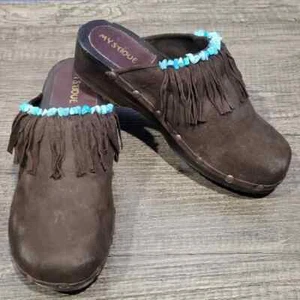 Mystique Boutique Clogs Dark Brown Suede Fringe With Turquoise Stones Size 8 - Picture 1 of 10